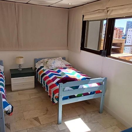 Appartamento Ático con gran terraza Benidorm Esterno foto
