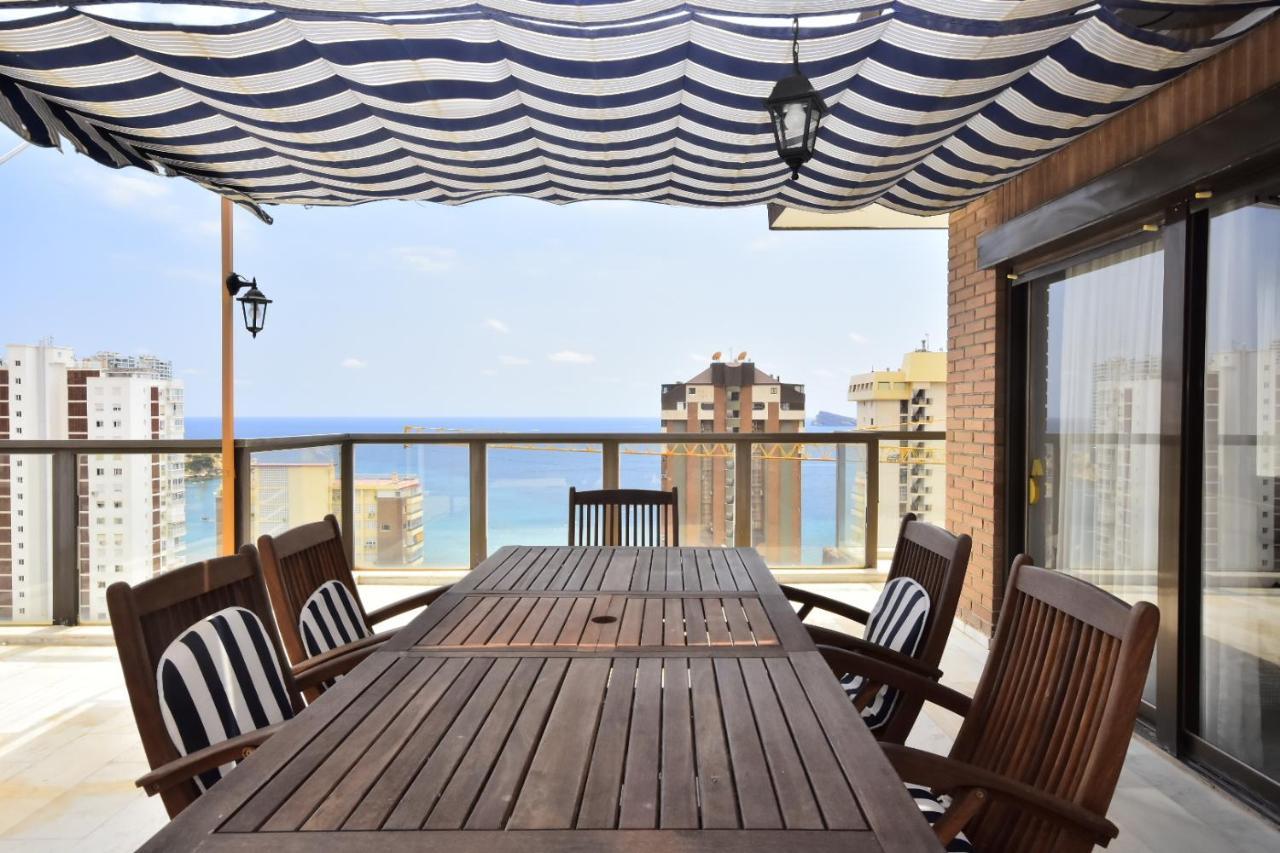 Appartamento Ático con gran terraza Benidorm Esterno foto