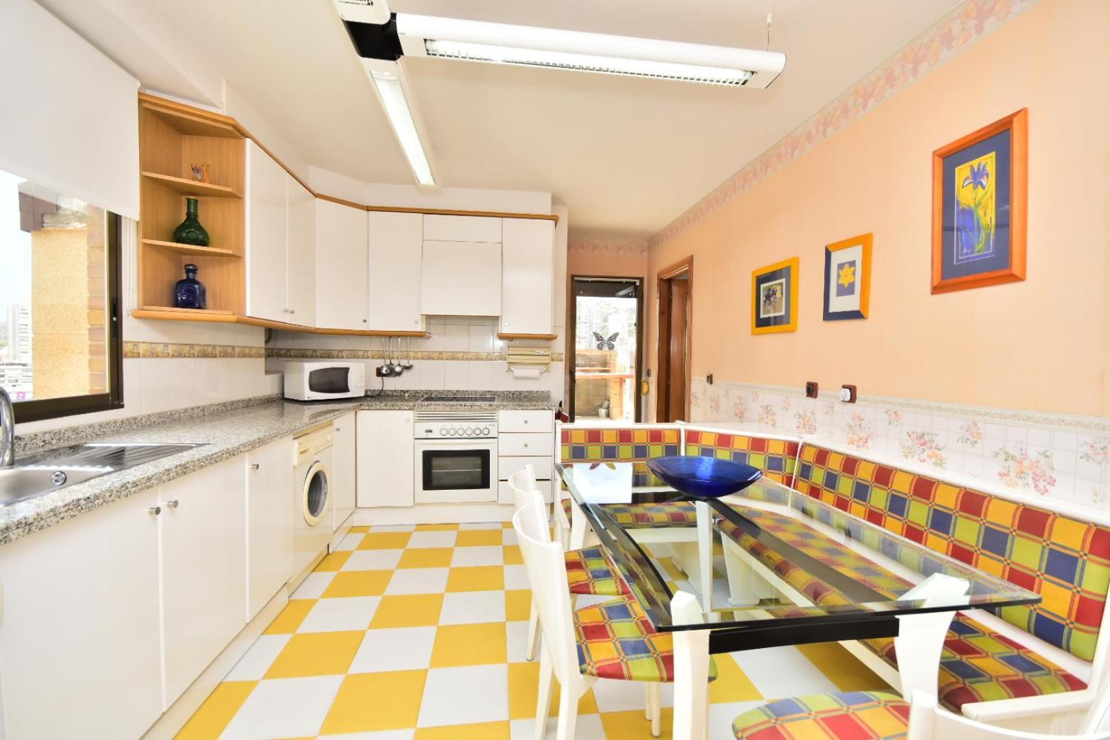Appartamento Ático con gran terraza Benidorm Esterno foto
