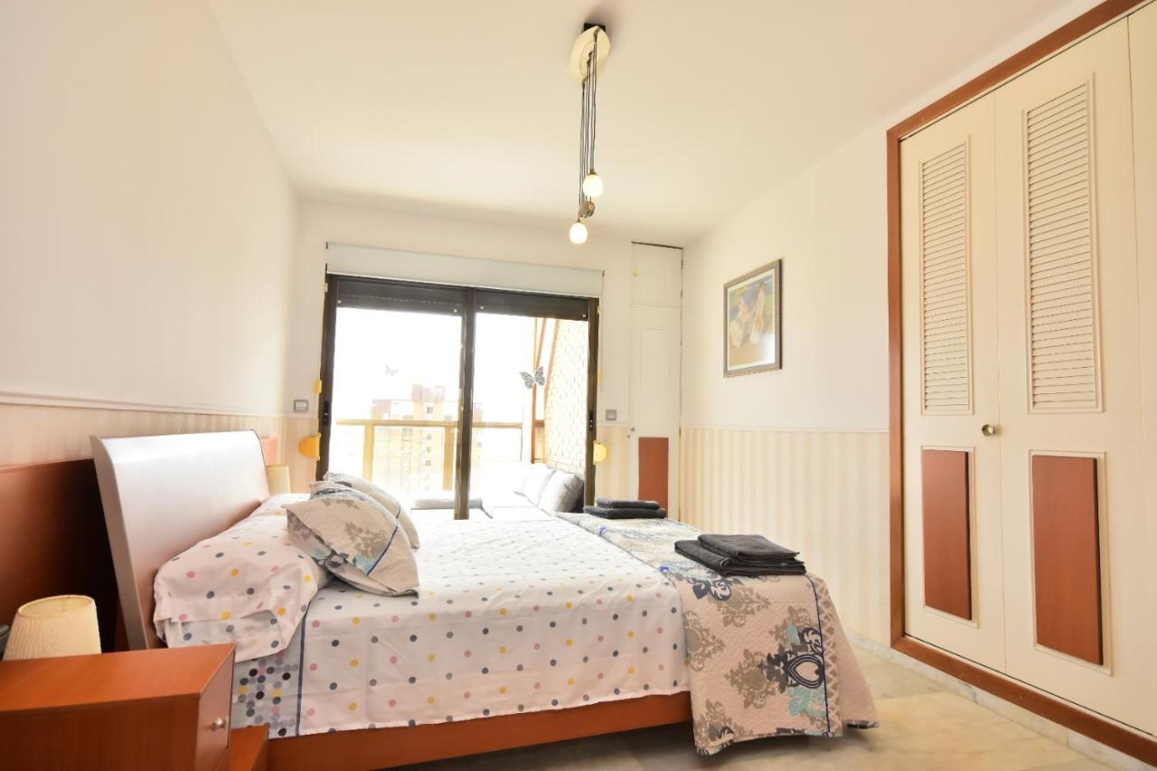 Appartamento Ático con gran terraza Benidorm Esterno foto
