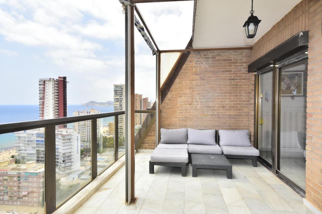 Appartamento Ático con gran terraza Benidorm Esterno foto