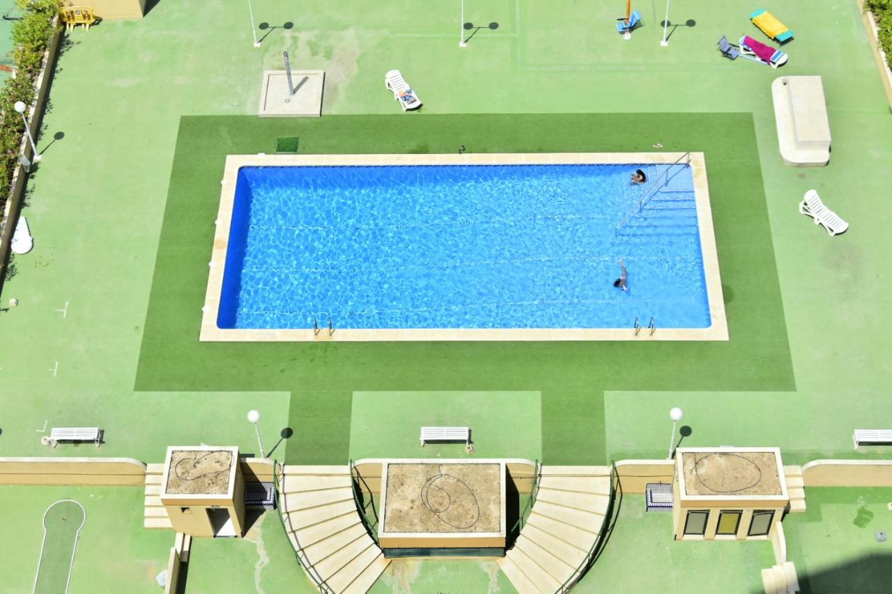 Appartamento Ático con gran terraza Benidorm Esterno foto